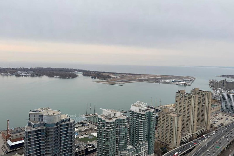 Magnificient View next CN Tower/Rogers/Union/MTCC, Toronto, Canada