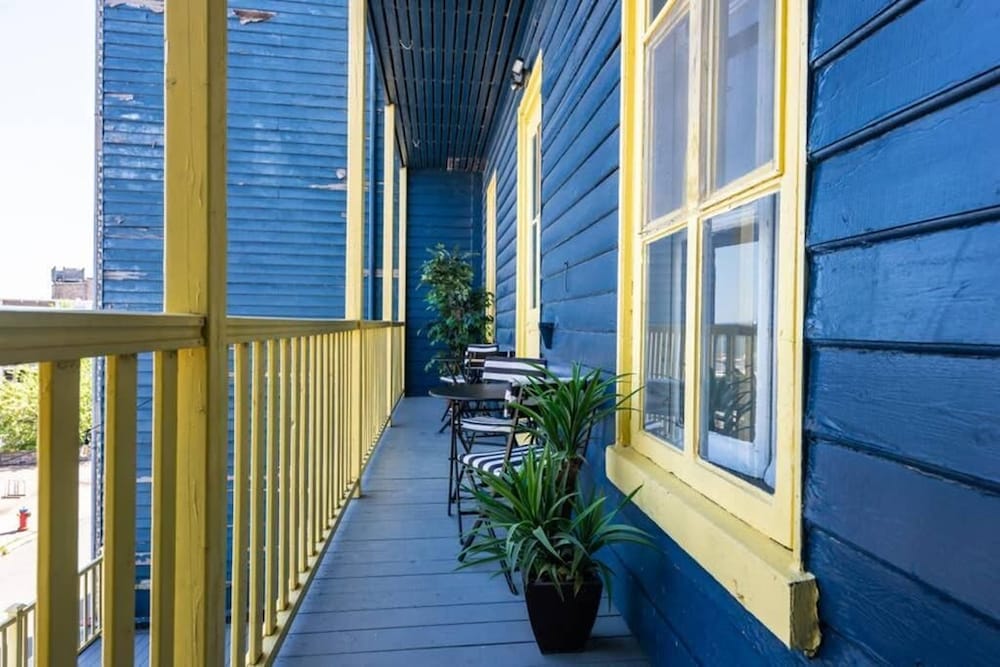 Manoir des Remparts 3 Bdrm Oasis, Canada