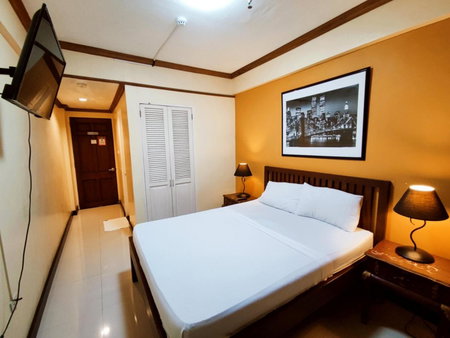 Spring Plaza Hotel, Dasmariñas, Philippines