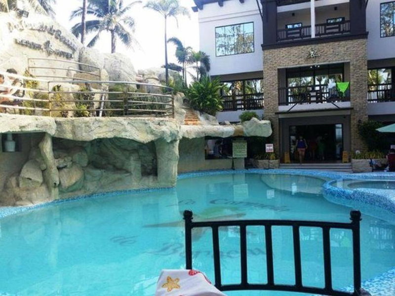 Boracay Travelodge Beach Resort, Boracay, Philippines