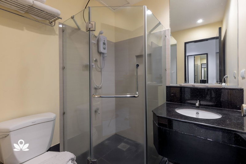 Check Inn Hotel Dumaguete City by RedDoorz, Dumaguete, Philippines