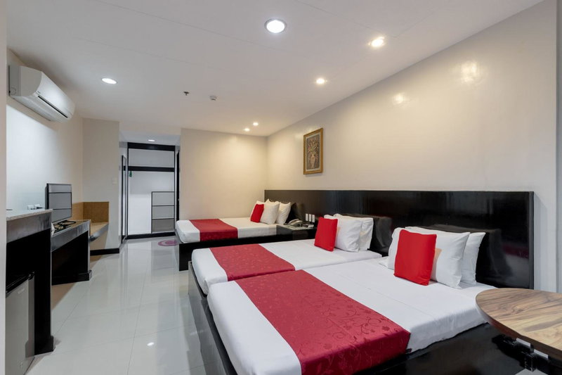 Check Inn Hotel Dumaguete City by RedDoorz, Dumaguete, Philippines