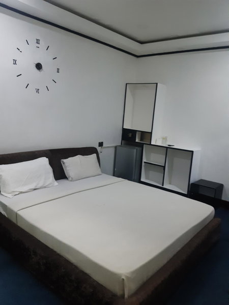 999 Hotel, Angeles, Philippines