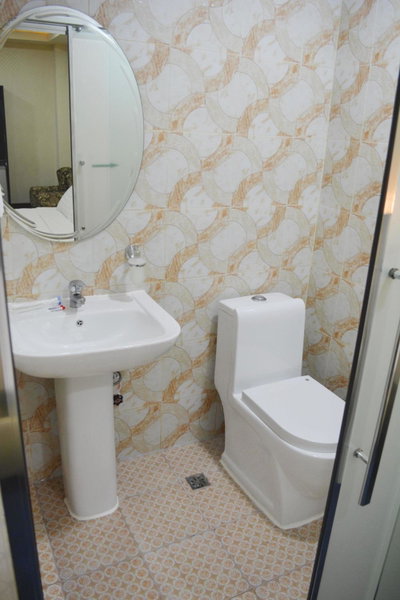 999 Hotel, Angeles, Philippines