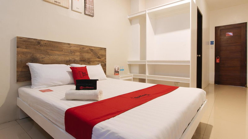 RedDoorz @ Golite Washington, Legazpi, Philippines