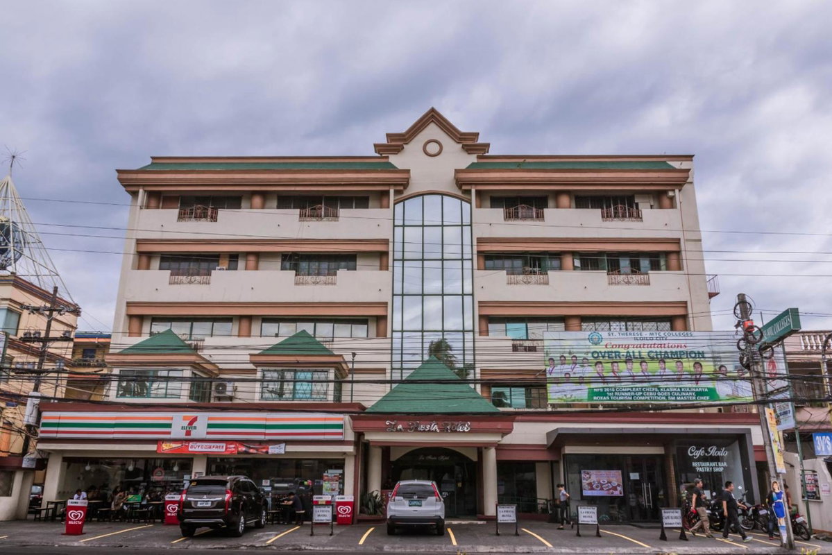 Hotel · La Fiesta Hotel, Iloilo City
