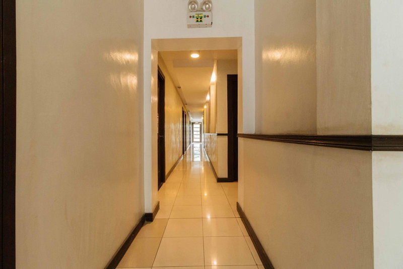 RedDoorz Plus at The Ridge Tagaytay, Tagaytay, Philippines