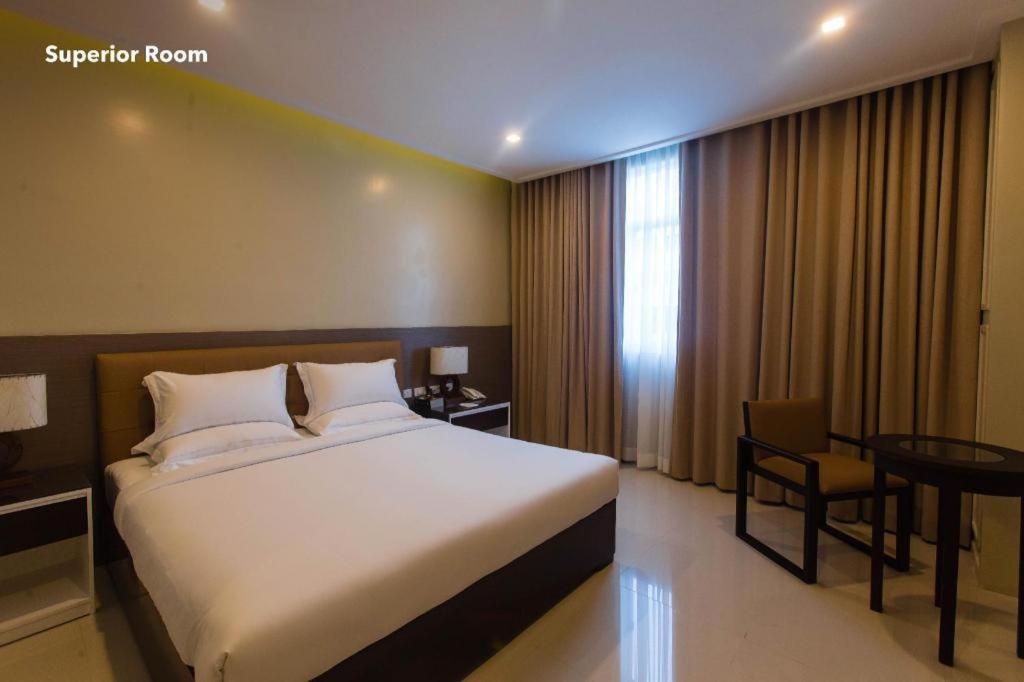 Iloilo Gateway Hotel, Philippines