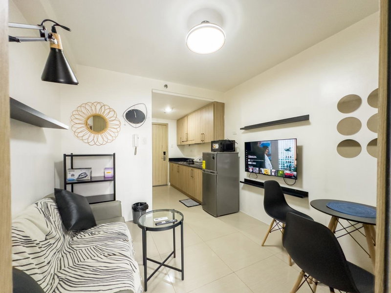 GemstoneBR in SMDC Shore Residences, Manila, Philippines