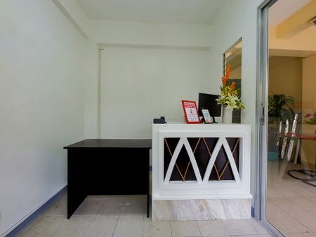 OYO 840 Orangenest Apartelle, Manila, Philippines