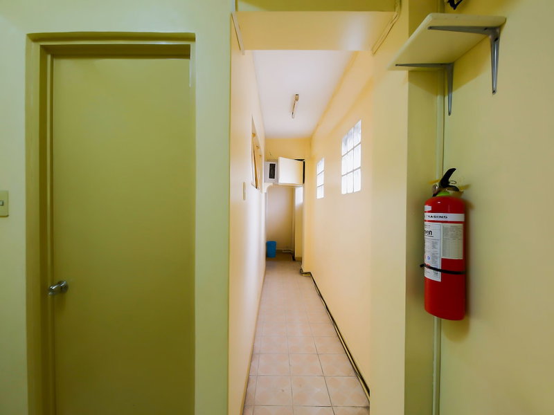 OYO 840 Orangenest Apartelle, Manila, Philippines
