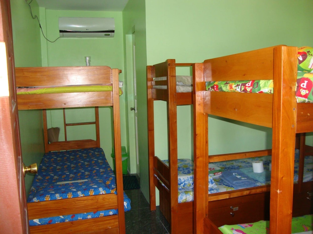 Hotel · Luzmin BH - Beachfront Cottages, Oslob