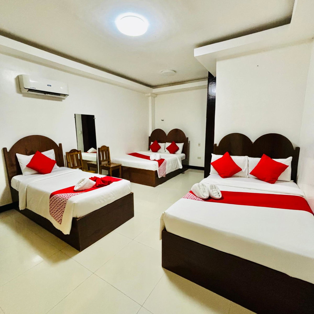 Fatchoi Hotel, Filipinas