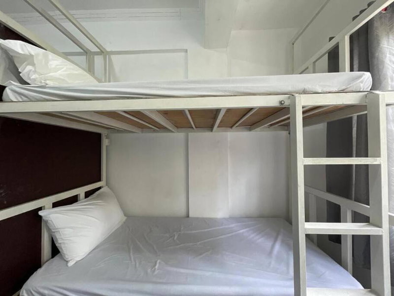 Lawton Residences Studio Room 3F - 4pax, Manila, Philippines