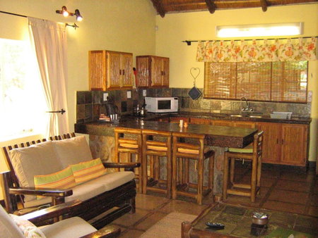 Moholoholo Ya Mati, Kampersrus AH, South Africa
