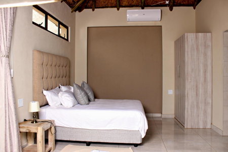 Zoe Bush Lodge, Pretoria, South Africa