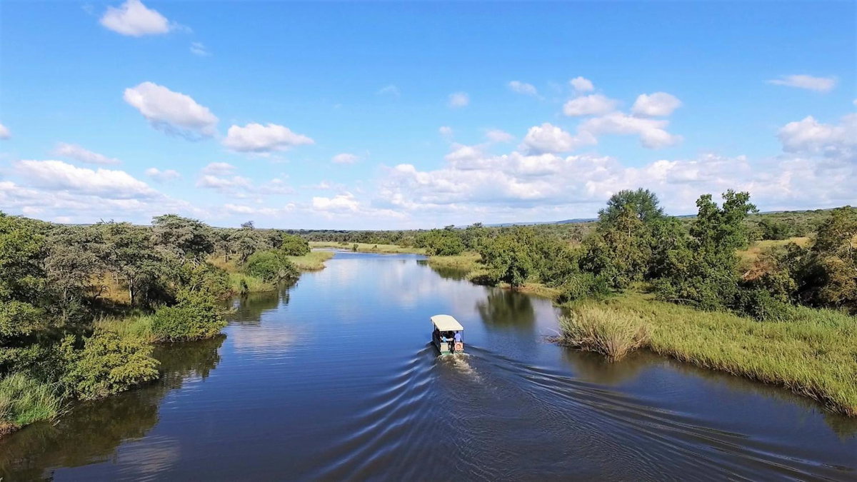 Hotel · Royal Morubisi Founder's Lodge, Kaingo Private Game Reserve