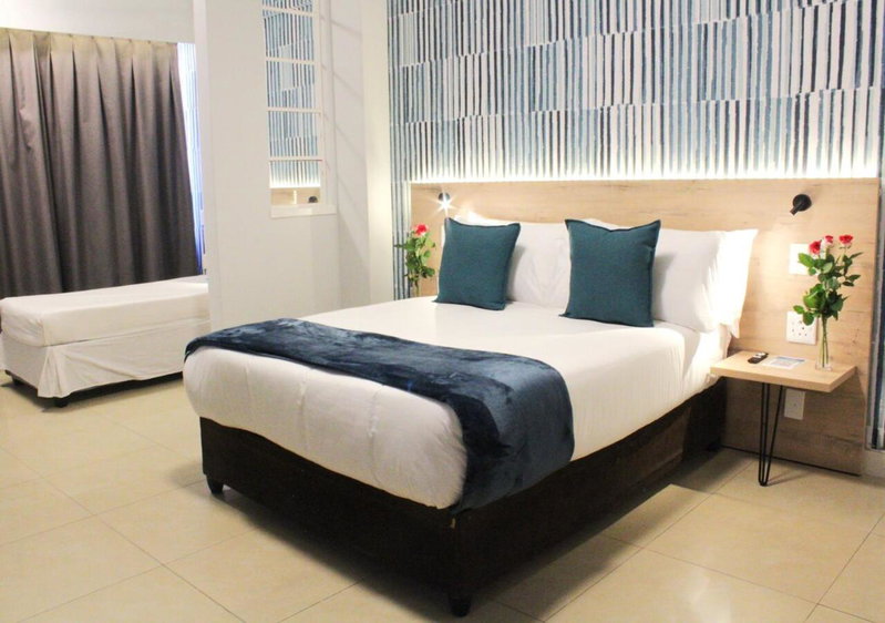 Bayside Self Catering and Hotel 14 Monty Naicker Pinestreet Durban, Durban, South Africa