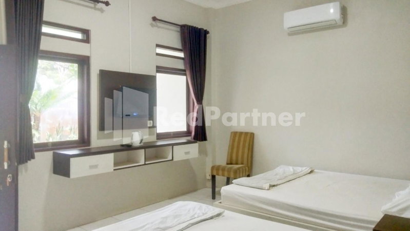 The SO Hotel Mitra RedDoorz, Pangandaran, Indonesia