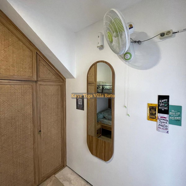 Kayz Tiga Villa Batu Private Pool Aesthetic, Tlekung, Indonesia