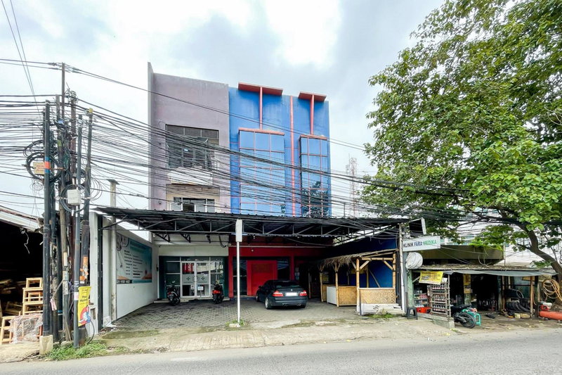 Citara Jaya Guesthouse Mitra RedDoorz, Bekasi, Indonesia