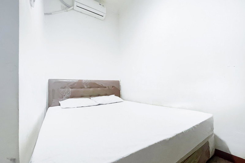 Citara Jaya Guesthouse Mitra RedDoorz, Bekasi, Indonesia