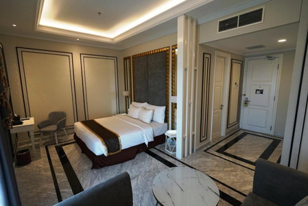 The Grantage Hotel & Sky Lounge, Serpong, Indonesia