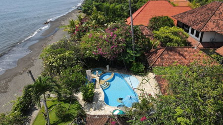 Villa Sha San Gar, Banjar, Indonesia