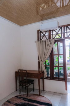 Omah Sawo Guesthouse Jogja, Yogyakarta, Indonesia