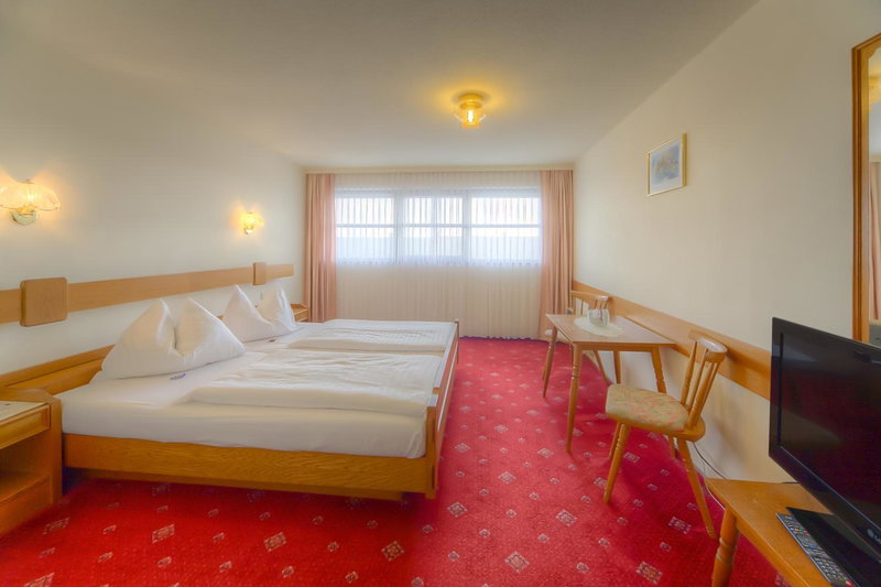 Burgenländerhof Hotel Garni, Mörbisch am See, Austria