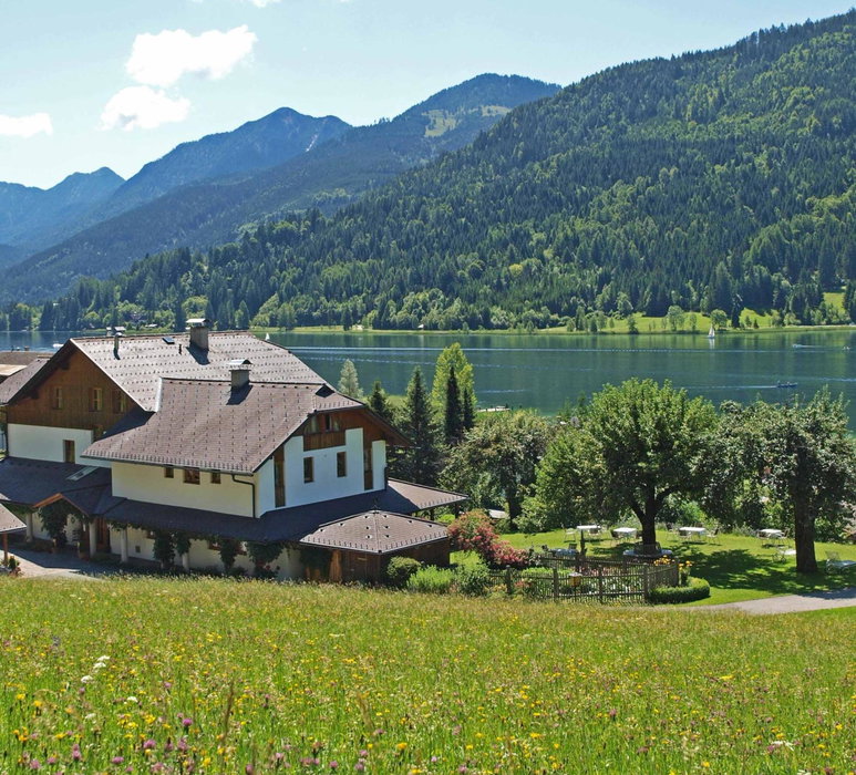 Ferienhof Obergasser und Bergblick, Weissensee, Austria