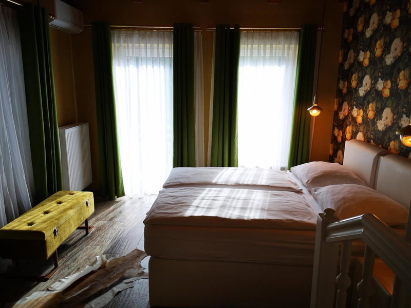Goldener Hahn Apartments, Bad Waltersdorf, Austria