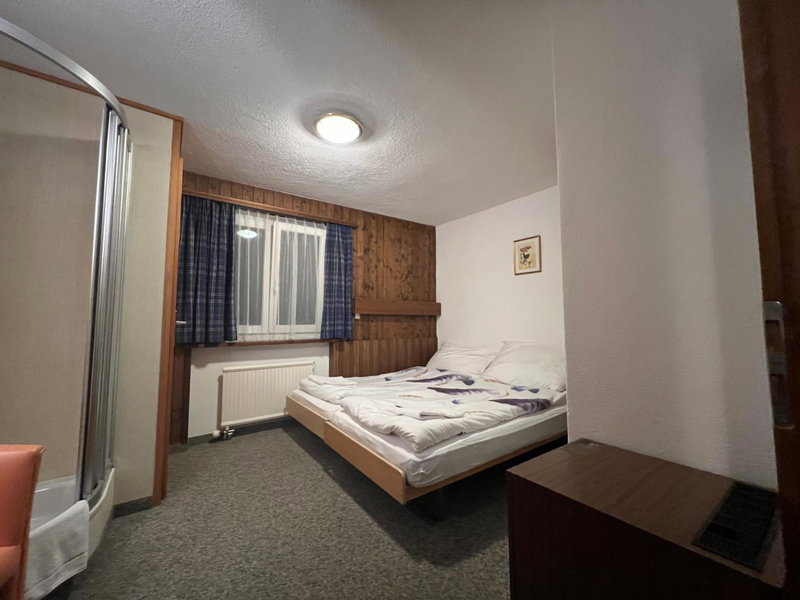 Romantic Room with private bathroom, Saas, Switzerland