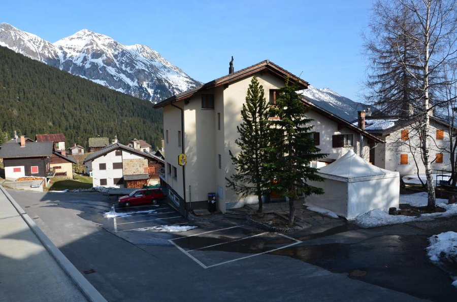 Pensione Cari, Molare, Switzerland