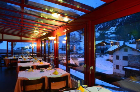 Pensione Cari, Molare, Switzerland