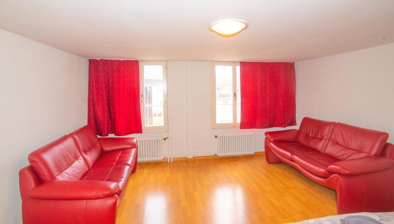 Sunny Day Holiday Apartment, Unterseen, Switzerland