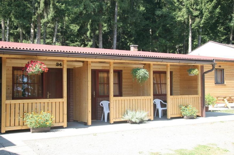 Chatový areál Zděřina, Police nad Metují, Czechia