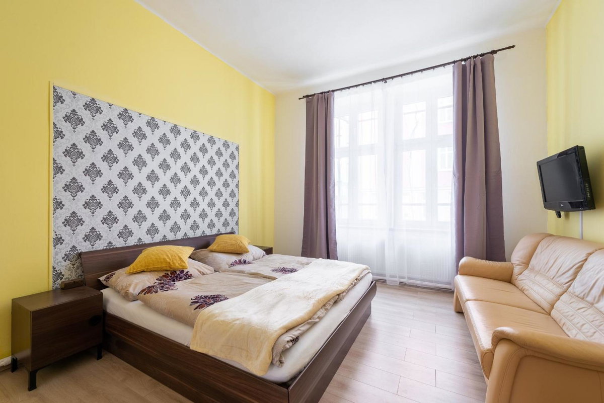 Hotel · Spacious Apartment Děčín, Děčín