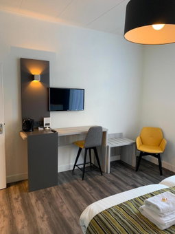 Hotel & Appartementen Royal, Sas van Gent, The Netherlands