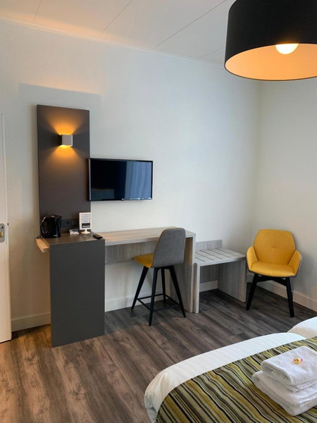 Hotel & Appartementen Royal, Sas van Gent, The Netherlands