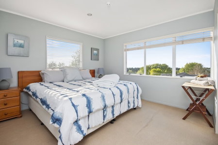 Maxwell's Golf Retreat, Bombay, New Zealand