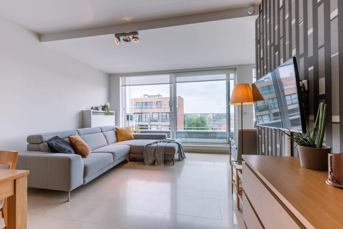 Hotel · Casiola - Charming apartment near the beach with balcony, De Panne