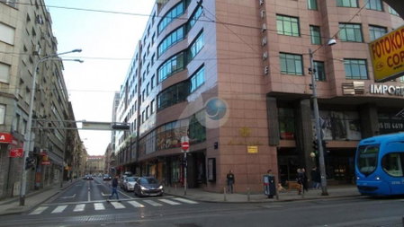 LEA APARTMENT - FREE PARKING in front for 2 cars, Zagreb, Croatia