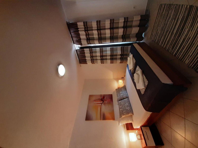 Apartments Edo, Vis, Croatia