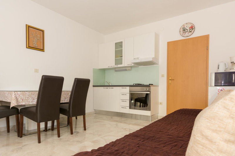 Villa Apartments Marko & Šimun, Kaštela, Croatia