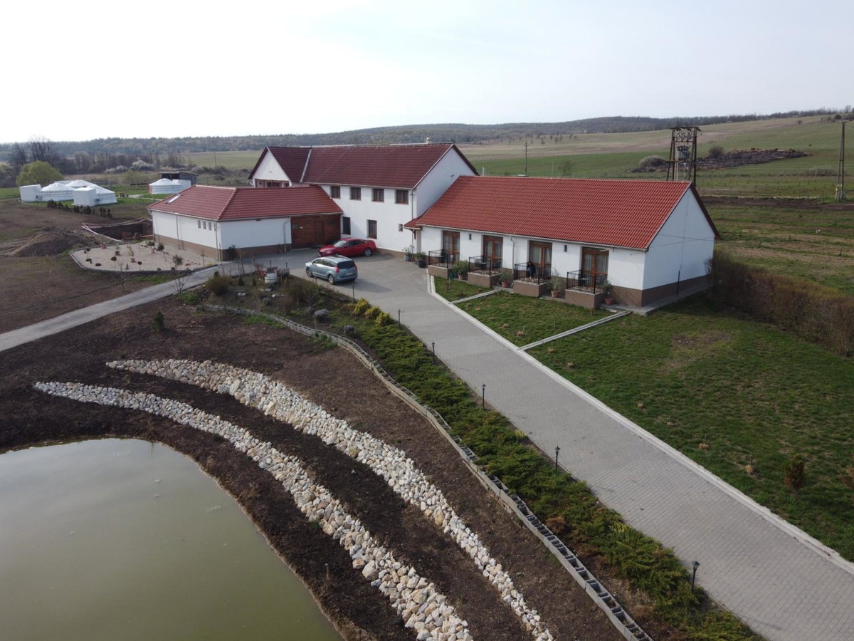 Hotel · Alsószuhai Dűlő Vendégház És Rendezvényterem, Alsószuha