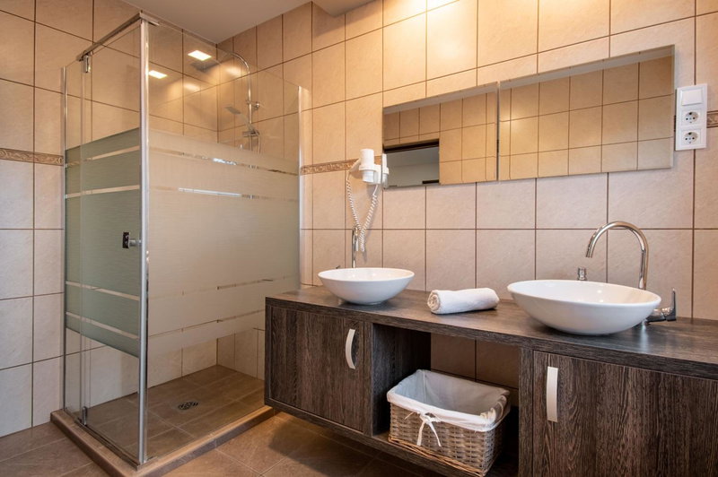 Garden Lux Apartman, Hajdúszoboszló, Hungary