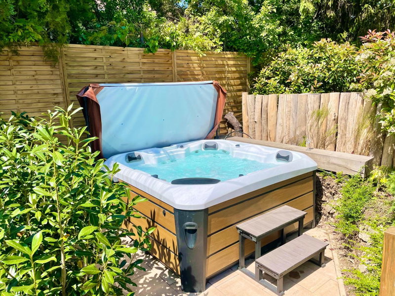 Wooden Apartman Prémium Jacuzzival, Alsóörs, Hungary