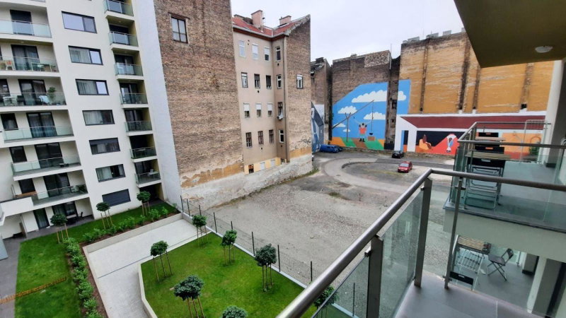 BpR Space Grey Home with balcony, Budapest, Hungary