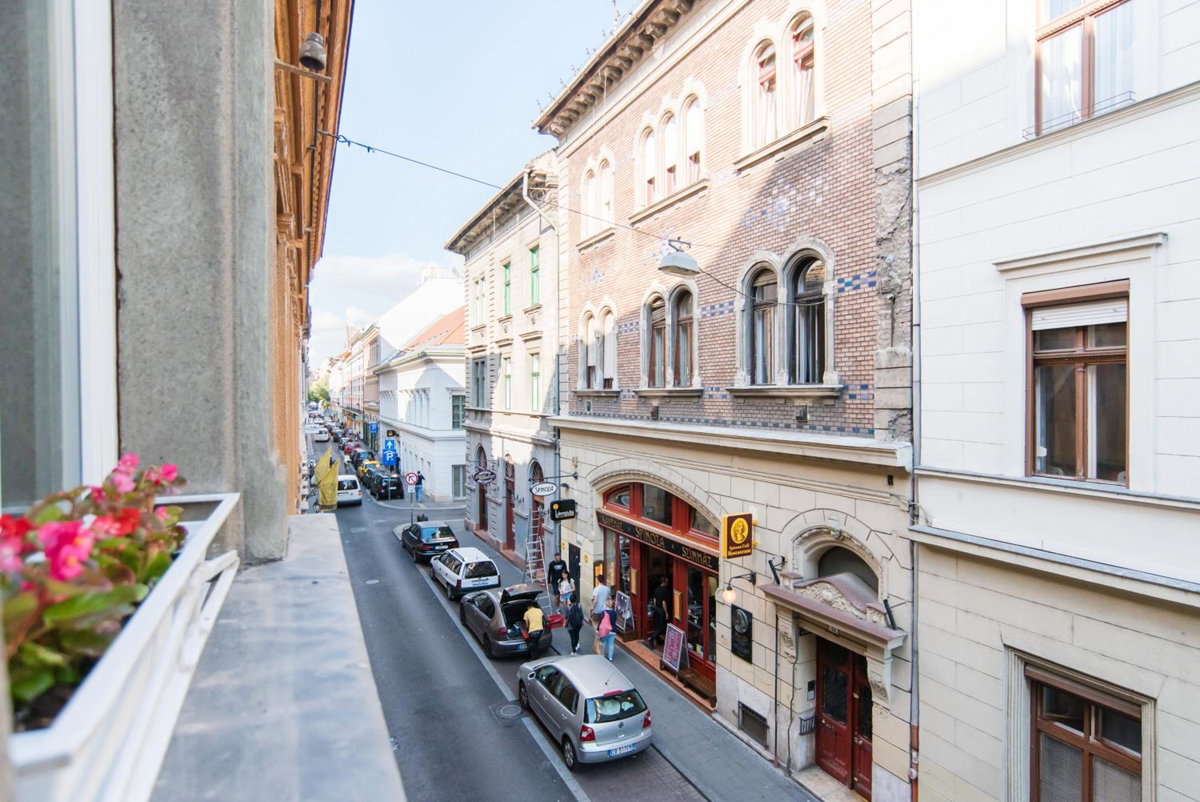 Downtown Synagogue, Hungary